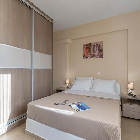 Evripus 3* Kastraki (Naxos)