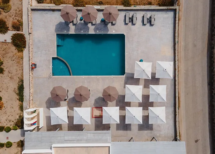 Отель Evripus 3*